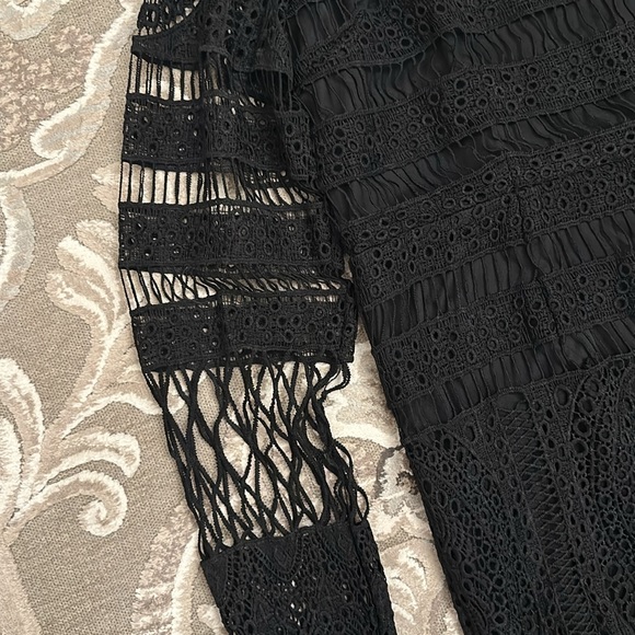 BNWT Black Crochet Dress - Picture 3 of 6